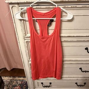 Women's Lipstick Swiftly Tank